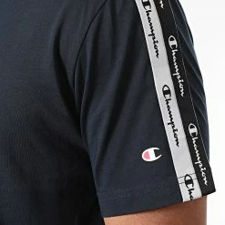 Tee Shirt A Bandes 216562 Bleu Marine de Champion -Champion Soldes champion 275051 216562 BS501 20210722T143915 03
