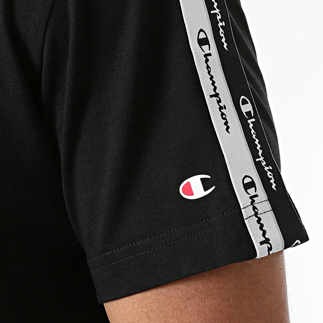 Tee Shirt A Bandes 216562 Noir de Champion 5 Tee Shirt A Bandes 216562 Noir de Champion – Image 3