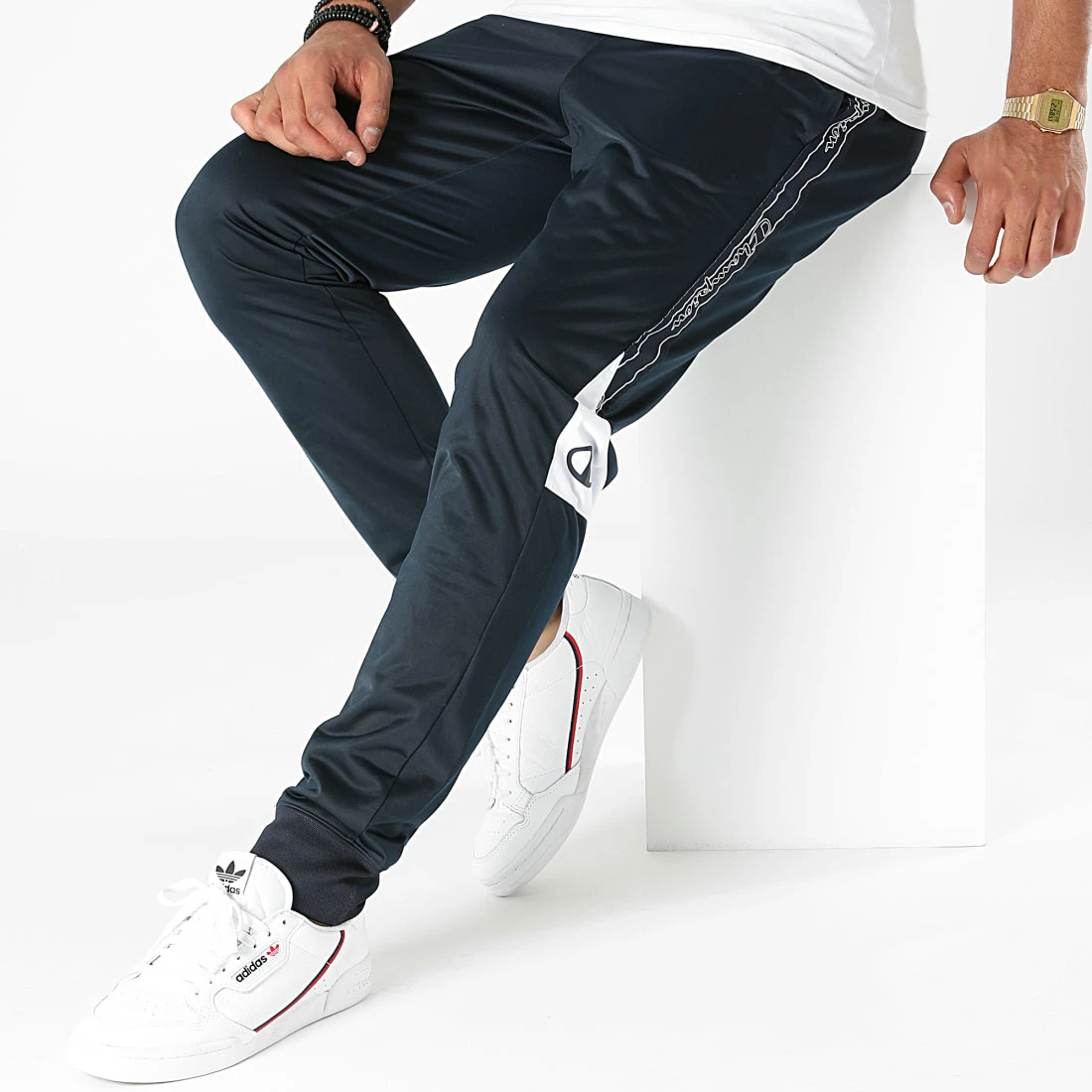 Pantalon Jogging A Bandes 216614 Bleu Marine de Champion 4 Pantalon Jogging A Bandes 216614 Bleu Marine de Champion – Image 3