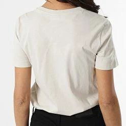 Tee Shirt Femme 114911 Beige de Champion -Champion Soldes champion 297567 114911 MS014 20220114T152802 04