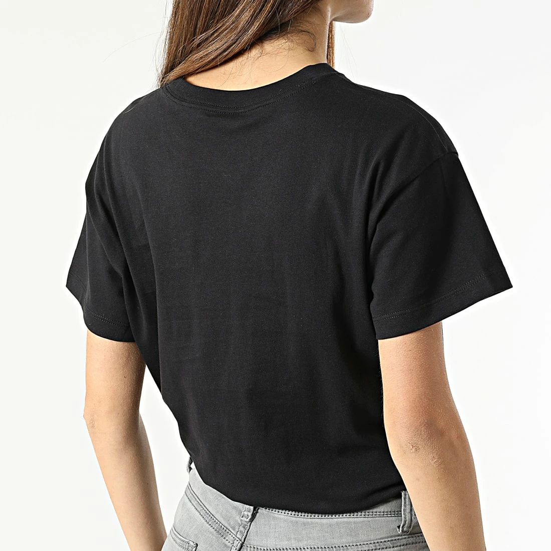 Tee Shirt Femme 115351 Noir de Champion 6 Tee Shirt Femme 115351 Noir de Champion – Image 4