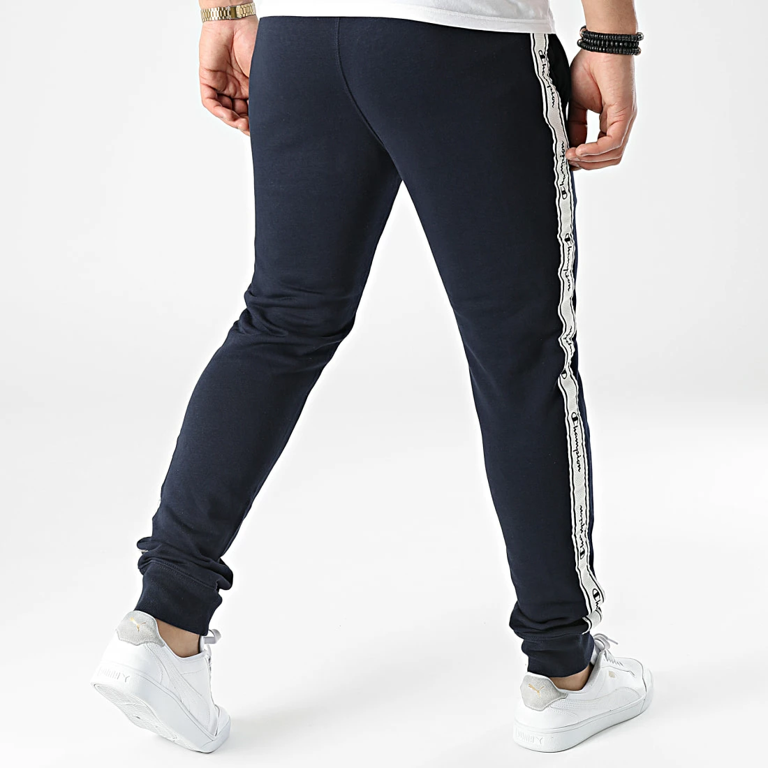 Pantalon Jogging A Bandes 217187 Bleu Marine de Champion 6 Pantalon Jogging A Bandes 217187 Bleu Marine de Champion – Image 4