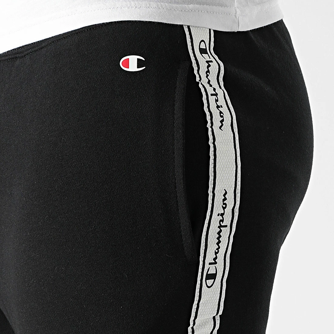 Pantalon Jogging A Bandes 217187 Noir de Champion 4 Pantalon Jogging A Bandes 217187 Noir de Champion – Image 2