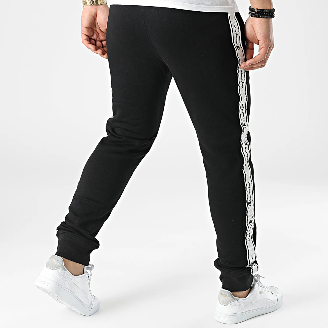 Pantalon Jogging A Bandes 217187 Noir de Champion 6 Pantalon Jogging A Bandes 217187 Noir de Champion – Image 4