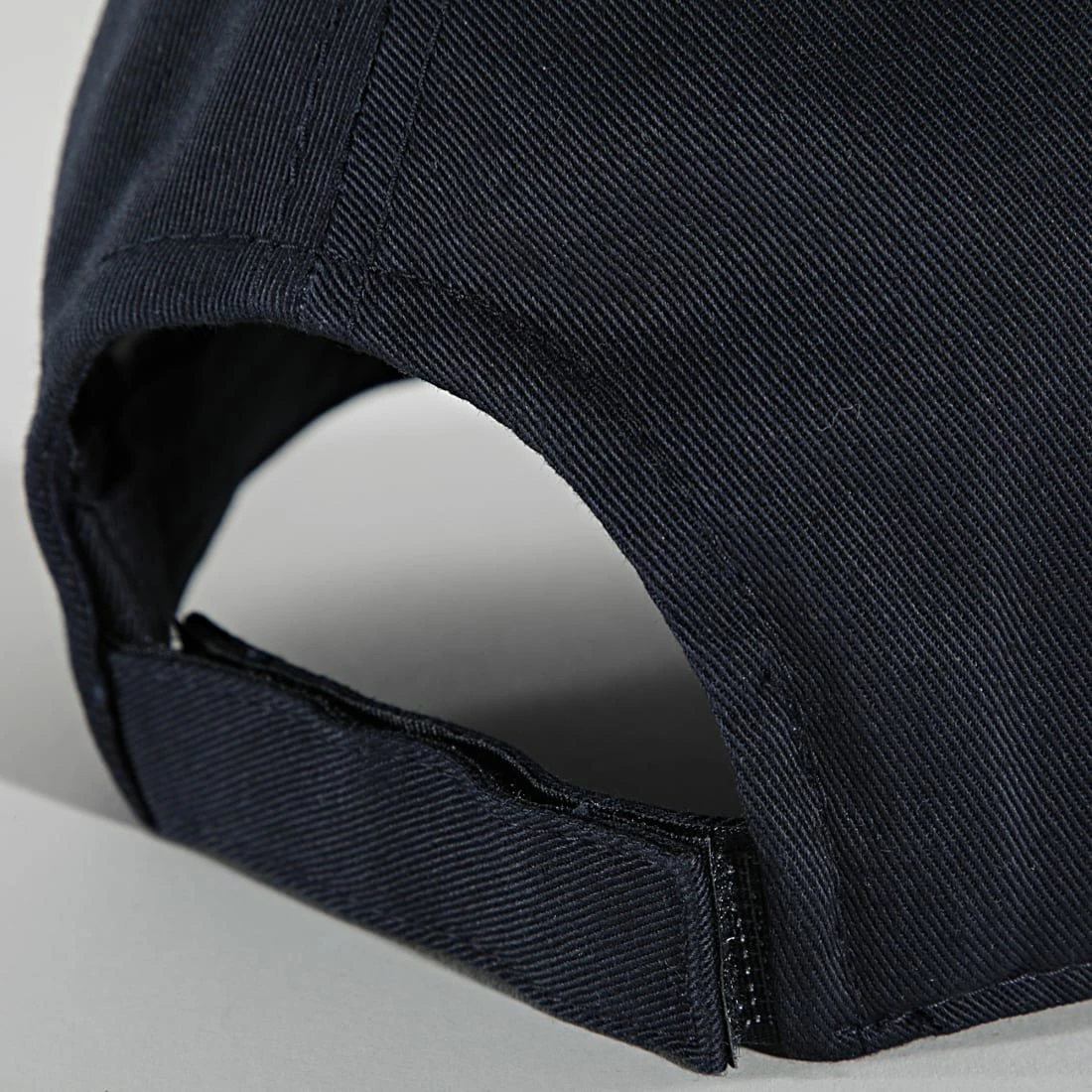 Casquette 804877 Bleu Marine de Champion 5 Casquette 804877 Bleu Marine de Champion – Image 3