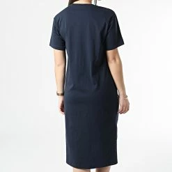 Robe Tee Shirt Femme Oversize 114890 Bleu Marine de Champion -Champion Soldes champion 306886 114890 BS501 20220310T152656 04