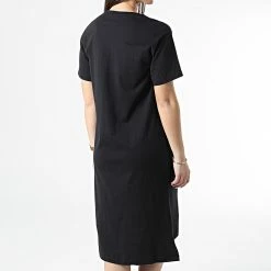 Robe Tee Shirt Femme Oversize 114890 Noir de Champion -Champion Soldes champion 306887 114890 KK001 20220310T152637 04