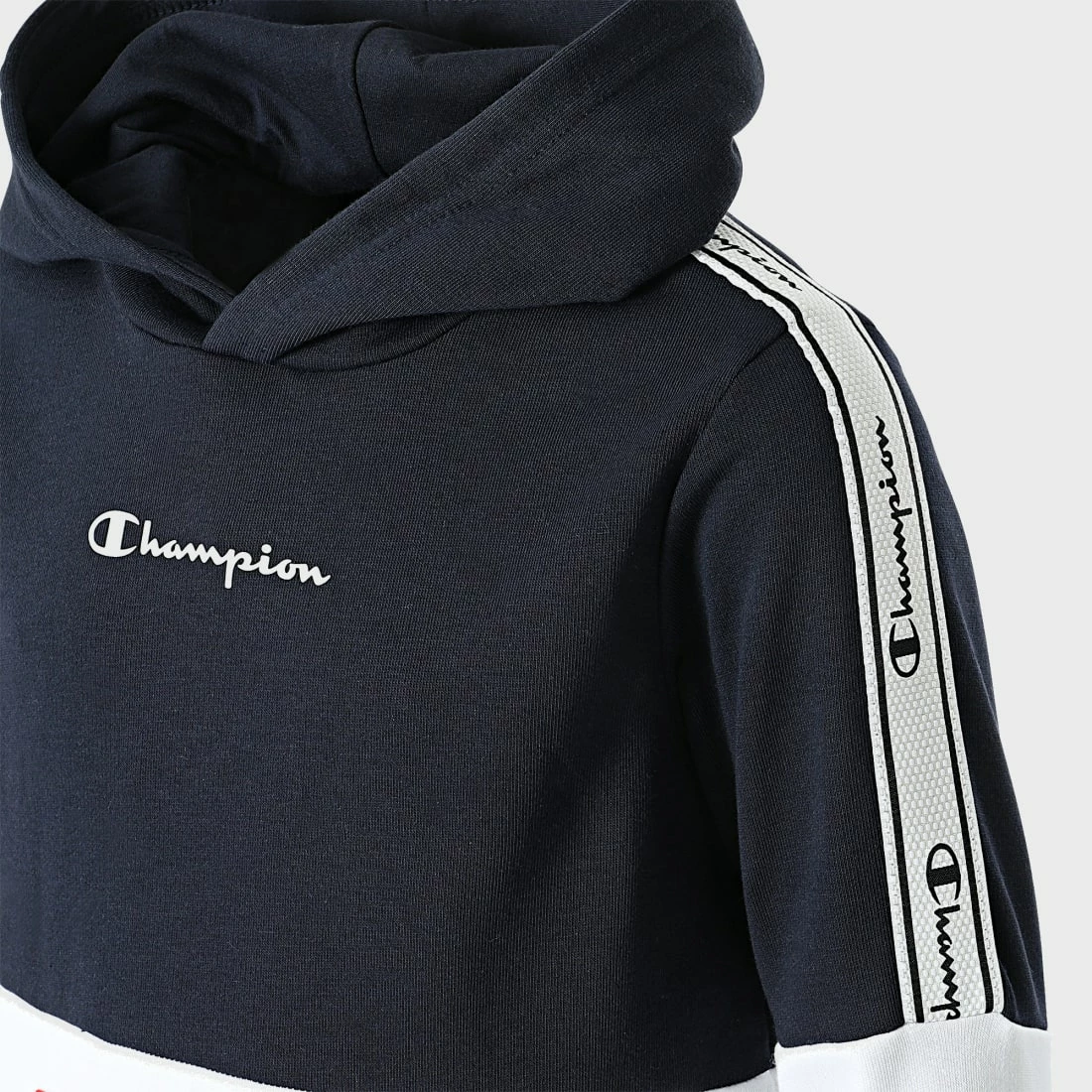 Sweat Capuche Enfant A Bandes 305923 Bleu Marine Rouge de Champion 4 Sweat Capuche Enfant A Bandes 305923 Bleu Marine Rouge de Champion – Image 2