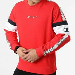 Sweat Crewneck A Bandes 217191 Rouge de Champion -Champion Soldes champion 308898 217191 RS046 20220408T120847 03