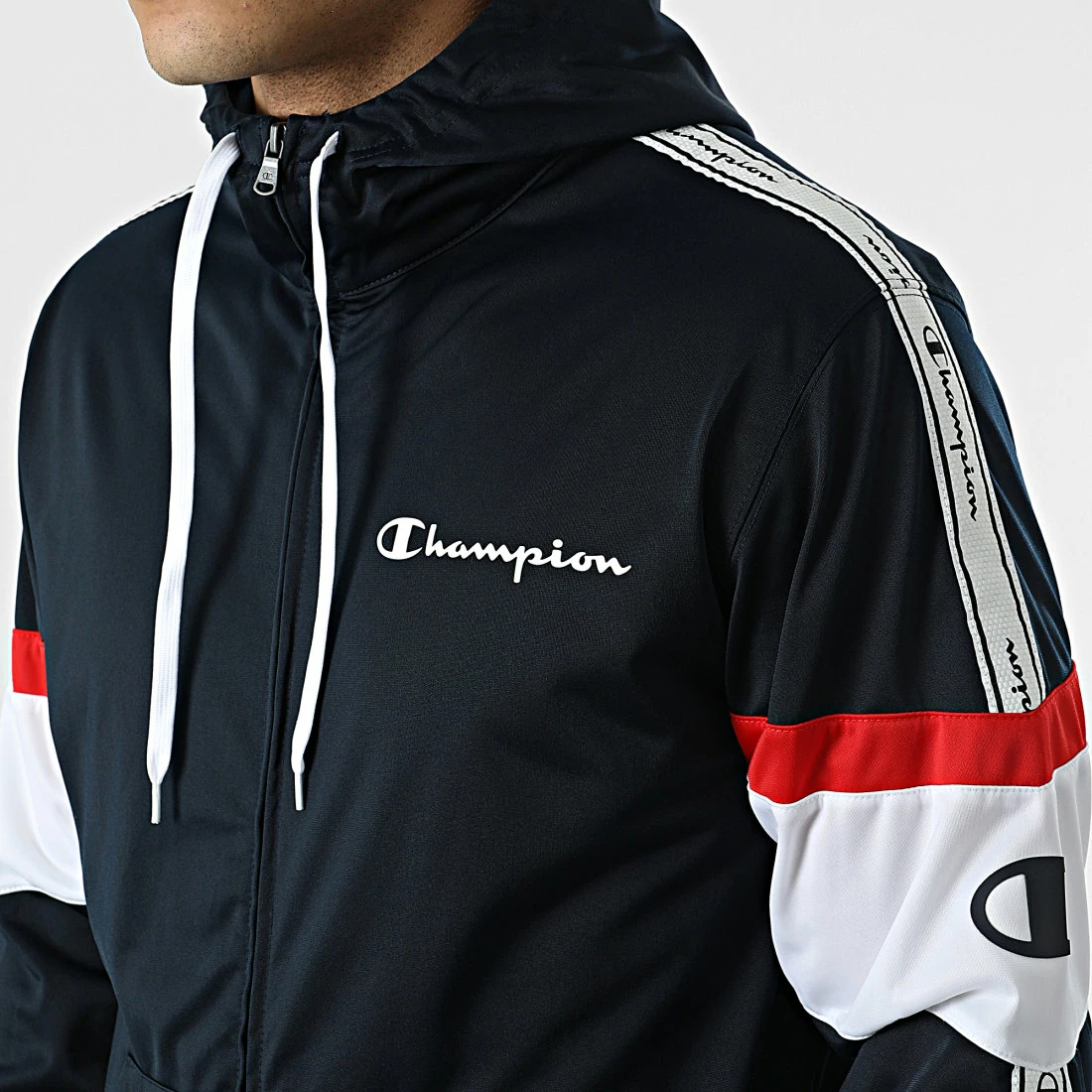 Veste Zippée Capuche Tricolore A Bandes 217192 Noir Blanc de Champion 4 Veste Zippée Capuche Tricolore A Bandes 217192 Noir Blanc de Champion – Image 2