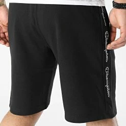 Short Jogging A Bandes 217431 Noir de Champion -Champion Soldes champion 308954 217431 KK001 20220318T154835 04