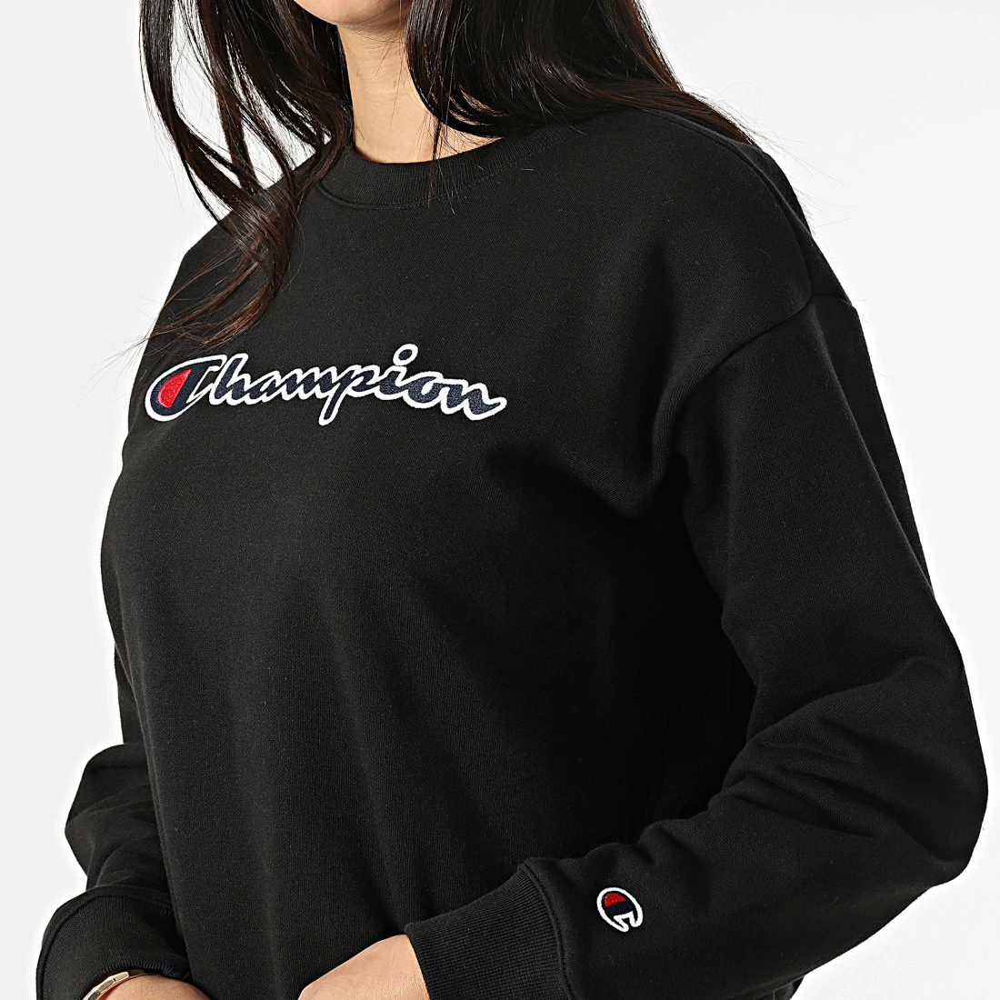 Sweat Crewneck Femme 114922 Noir de Champion 4 Sweat Crewneck Femme 114922 Noir de Champion – Image 2