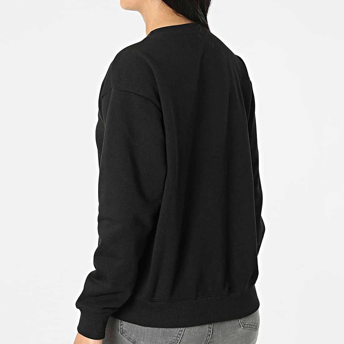 Sweat Crewneck Femme 114922 Noir de Champion 6 Sweat Crewneck Femme 114922 Noir de Champion – Image 4