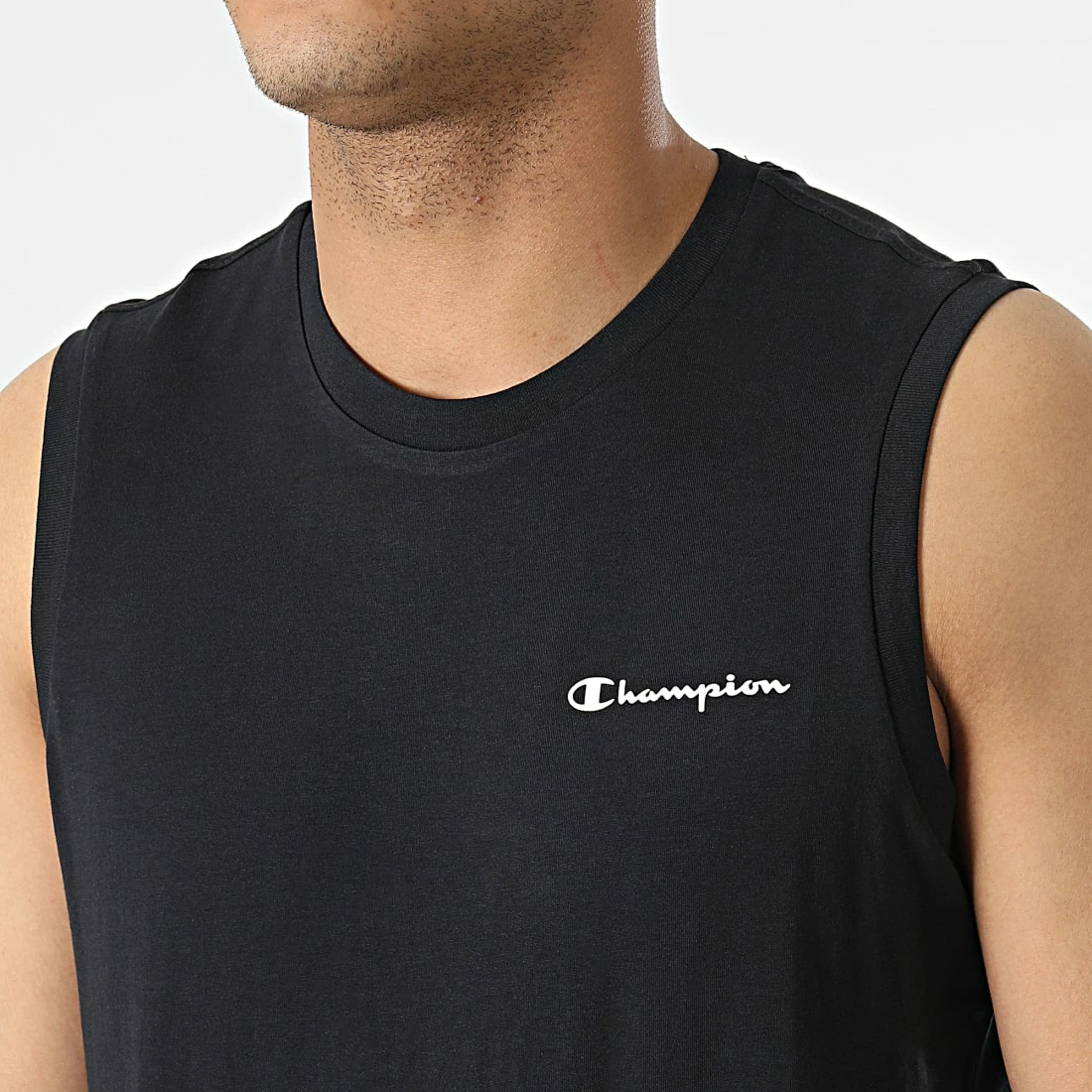 Tee Shirt Sans Manches 217160 Noir de Champion 4 Tee Shirt Sans Manches 217160 Noir de Champion – Image 2