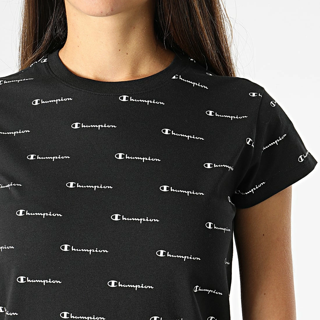 Tee Shirt Femme 114885 Noir de Champion 4 Tee Shirt Femme 114885 Noir de Champion – Image 2