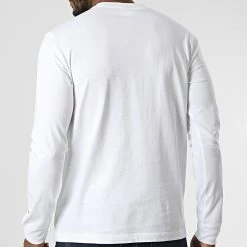 Tee Shirt Manches Longues 217861 Blanc de Champion -Champion Soldes champion 327725 217861 WW001 20220719T161746 04