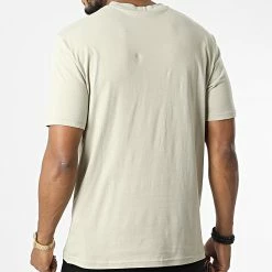 Tee Shirt 218284 Vert Clair de Champion -Champion Soldes champion 327840 218284 ES066 20220721T155728 04