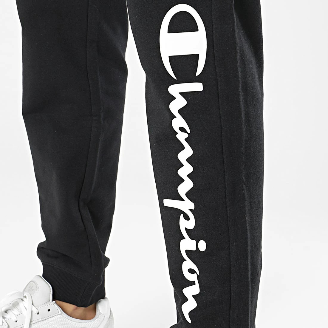 Pantalon Jogging Femme 113219 Noir de Champion 4 Pantalon Jogging Femme 113219 Noir de Champion – Image 2