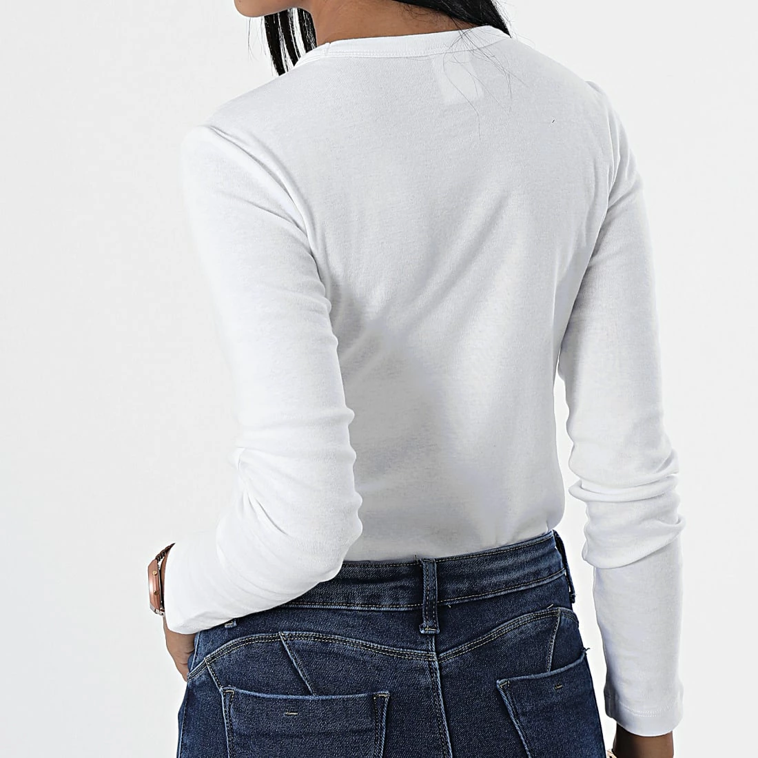 Tee Shirt Manches Longues Femme 115431 Blanc de Champion 6 Tee Shirt Manches Longues Femme 115431 Blanc de Champion – Image 4