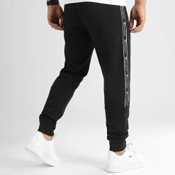 Pantalon Jogging A Bandes 217833 Noir de Champion -Champion Soldes champion 327892 217833 KK001 20220721T152011 05