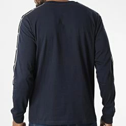 Tee Shirt Manches Longues A Bandes 217837 Bleu Marine de Champion -Champion Soldes champion 327893 217837 BS501 20220719T161441 04