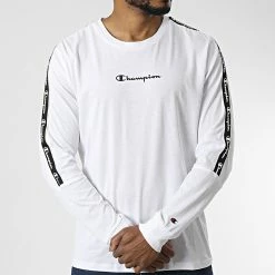 Tee Shirt Manches Longues A Bandes 217837 Blanc de Champion 12 Tee Shirt Manches Longues A Bandes 217837 Blanc de Champion -Champion Soldes champion 327895 217837 WW001 20220719T161456 03