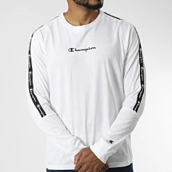 Tee Shirt Manches Longues A Bandes 217837 Blanc de Champion 16 Tee Shirt Manches Longues A Bandes 217837 Blanc de Champion -Champion Soldes champion 327895 217837 WW001 20220719T161501 07