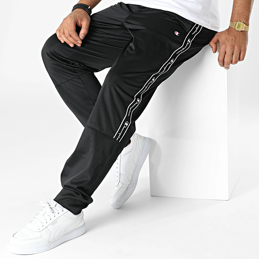 Pantalon Jogging A Bandes 217839 Noir de Champion 5 Pantalon Jogging A Bandes 217839 Noir de Champion – Image 3