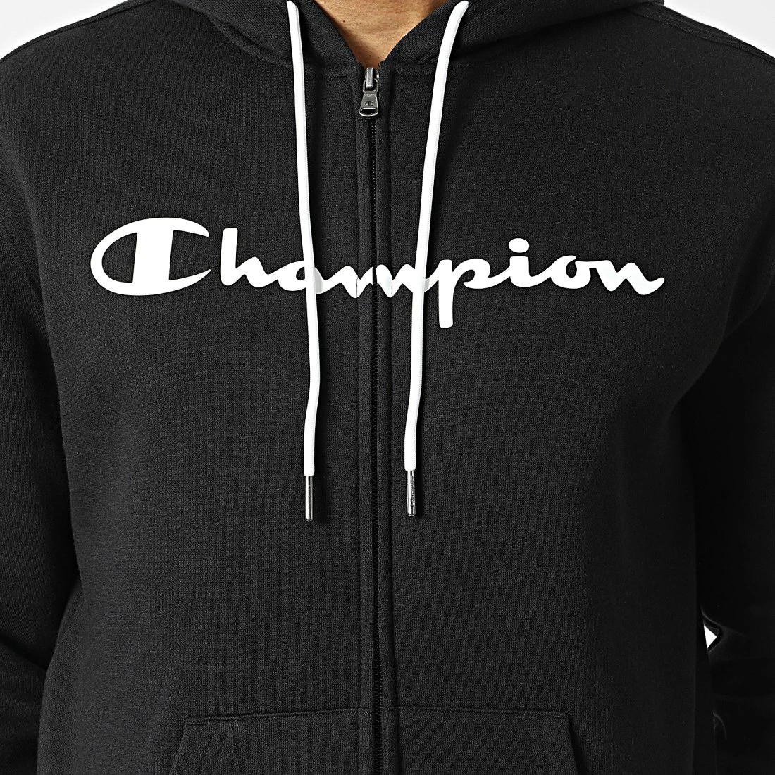 Sweat Zippé Capuche 217929 Noir de Champion 4 Sweat Zippé Capuche 217929 Noir de Champion – Image 2