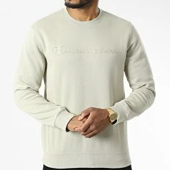 Sweat Crewneck 218283 Vert Kaki Clair de Champion -Champion Soldes champion 327927 218283 ES066 20220719T160757 03