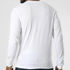 Tee Shirt Manches Longues 218286 Blanc de Champion 9 Tee Shirt Manches Longues 218286 Blanc de Champion -Champion Soldes champion 327943 218286 WW001 20220719T161641 04