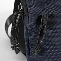 Sacoche 805519 Bleu Marine de Champion 8 Sacoche 805519 Bleu Marine de Champion -Champion Soldes champion 327971 805519 BS501 20220802T160017 03