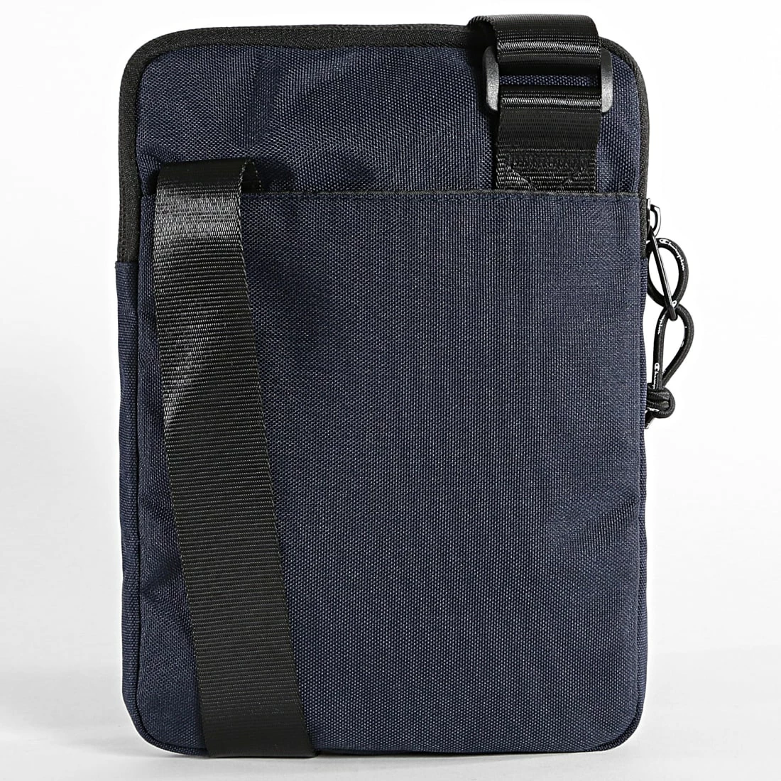 Sacoche 805519 Bleu Marine de Champion 6 Sacoche 805519 Bleu Marine de Champion – Image 4