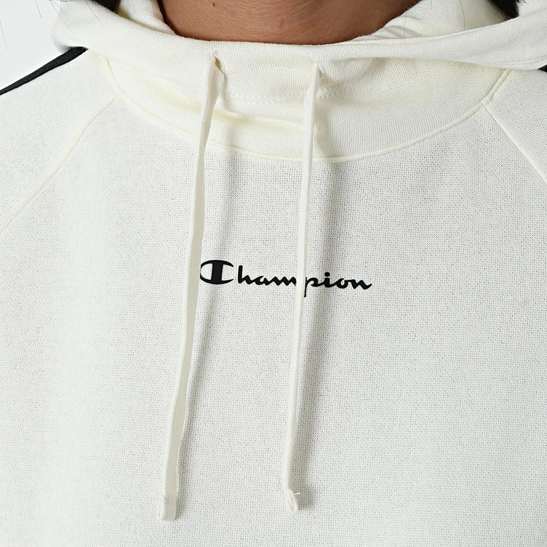 Sweat Capuche Femme A Bandes 115571 Beige de Champion 4 Sweat Capuche Femme A Bandes 115571 Beige de Champion – Image 2