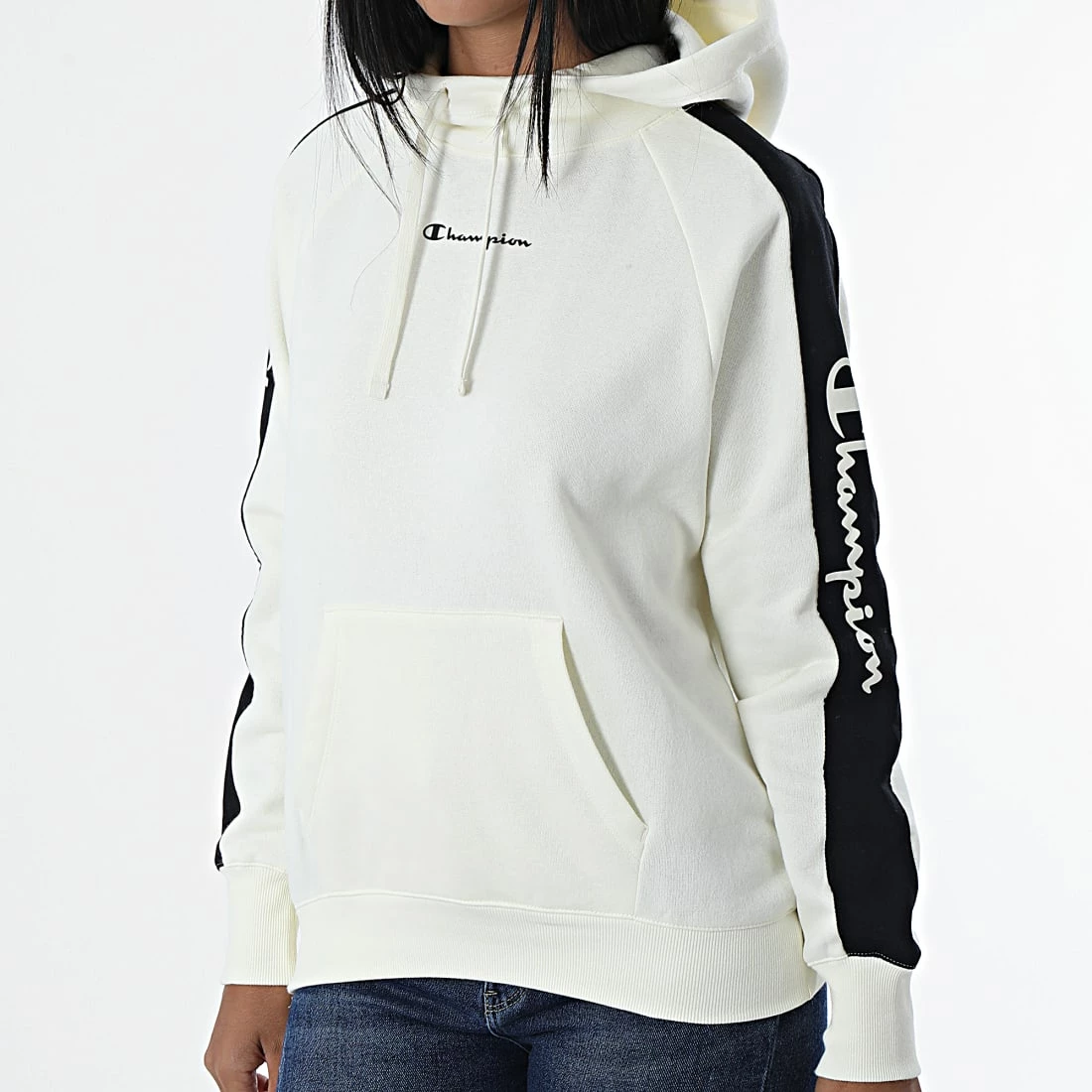 Sweat Capuche Femme A Bandes 115571 Beige de Champion 5 Sweat Capuche Femme A Bandes 115571 Beige de Champion – Image 3