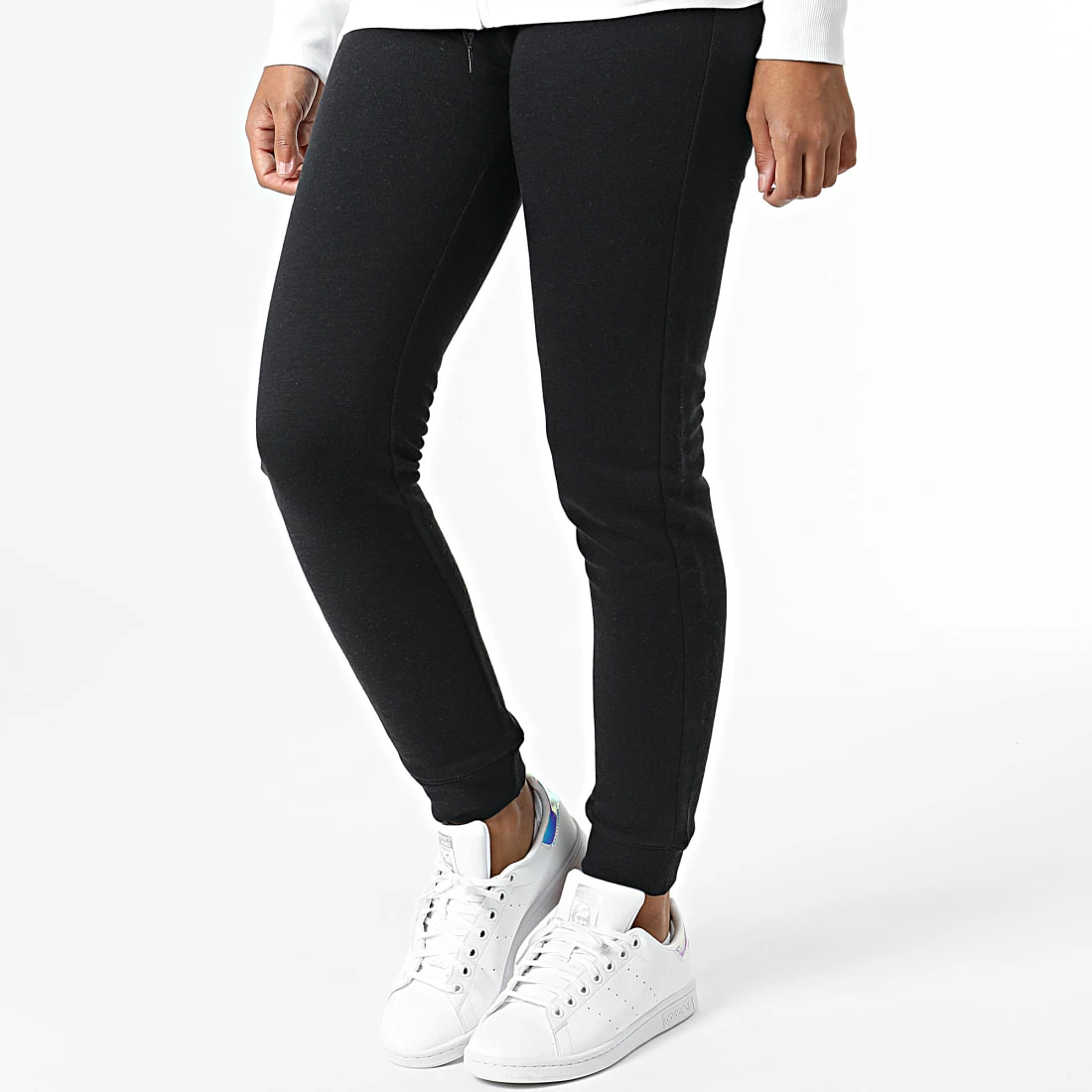 Ensemble De Survetement Femme 115736 Blanc Noir de Champion 7 Ensemble De Survetement Femme 115736 Blanc Noir de Champion – Image 5