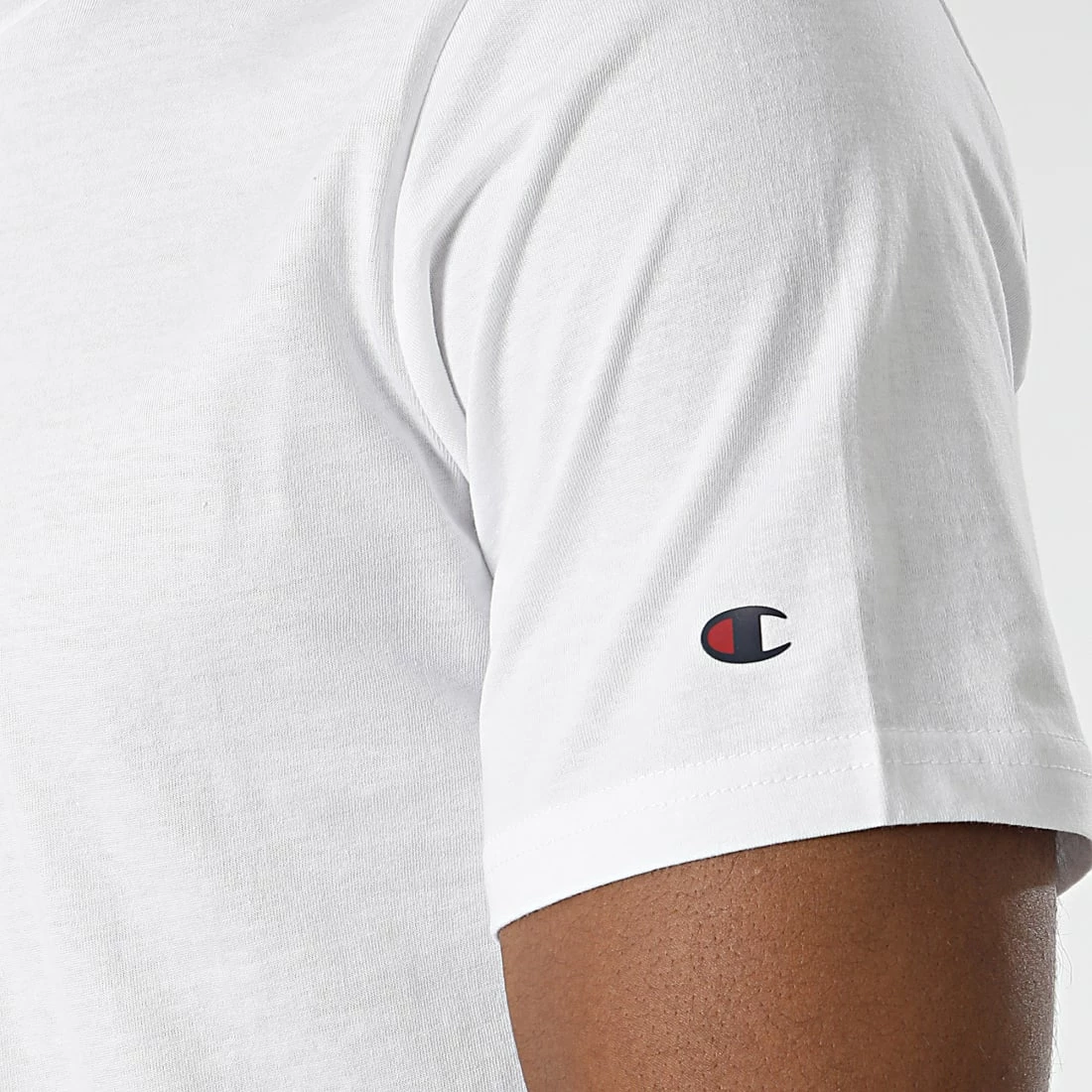 Lot De 2 Tee Shirts 213182 Blanc Bleu Marine de Champion 4 Lot De 2 Tee Shirts 213182 Blanc Bleu Marine de Champion – Image 2