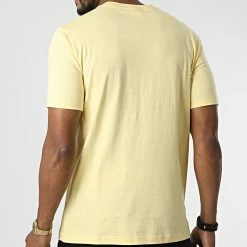 Tee Shirt 218007 Jaune de Champion 9 Tee Shirt 218007 Jaune de Champion -Champion Soldes champion 328463 218007 YS105 20220720T151844 04