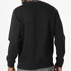 Sweat Crewneck 217870 Noir de Champion -Champion Soldes champion 328466 217870 KK001 20220721T155844 04