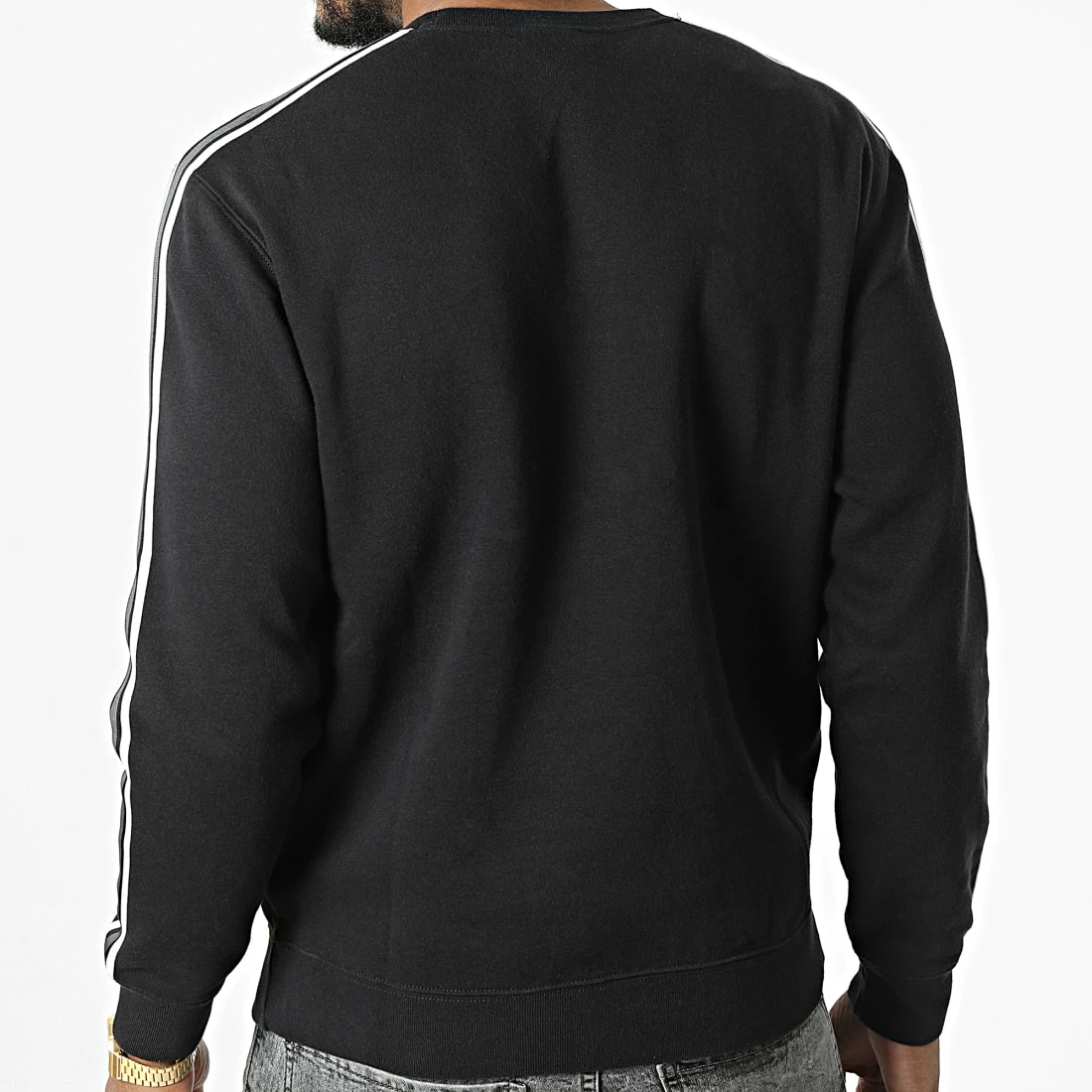 Sweat Crewneck A Bandes 217843 Noir de Champion 6 Sweat Crewneck A Bandes 217843 Noir de Champion – Image 4