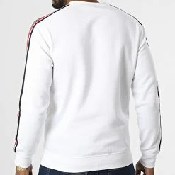 Sweat Crewneck A Bandes 217843 Blanc de Champion 9 Sweat Crewneck A Bandes 217843 Blanc de Champion -Champion Soldes champion 328830 217843 WW001 20220721T160739 04