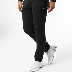 Ensemble Veste Zippée et Pantalon Jogging 218111 Noir de Champion 9 Ensemble Veste Zippée et Pantalon Jogging 218111 Noir de Champion -Champion Soldes champion 330387 218111 KK001 20220805T105527 04