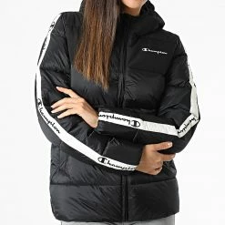 Doudoune Capuche Femme A Bandes 115755 Noir de Champion