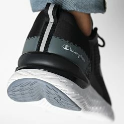 Baskets Bold XS S21938 Black Grey de Champion -Champion Soldes champion 331705 S21938 KK001 20220819T142352 04