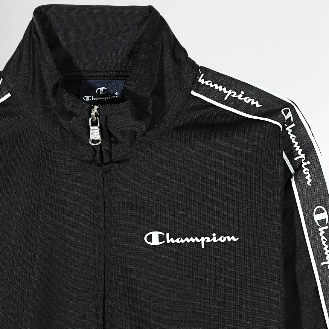 Ensemble de Survetement Enfant A Bandes 306193 Noir de Champion 4 Ensemble de Survetement Enfant A Bandes 306193 Noir de Champion – Image 2