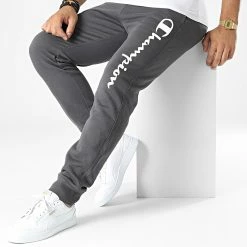 Pantalon Jogging 218336 Gris Anthracite de Champion 8 Pantalon Jogging 218336 Gris Anthracite de Champion -Champion Soldes champion 334120 218336 ES509 20220826T152306 03