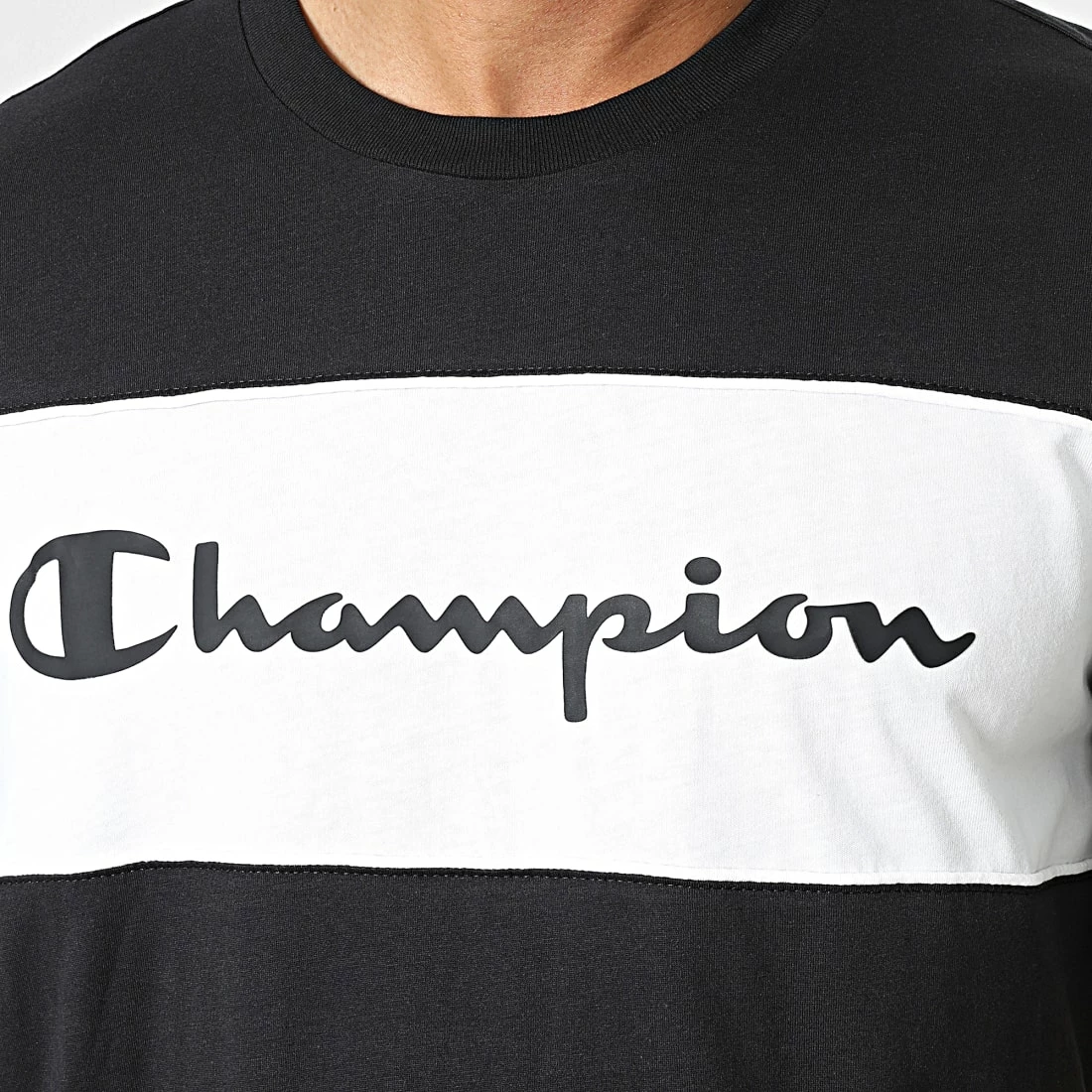 Tee Shirt 217856 Noir de Champion 4 Tee Shirt 217856 Noir de Champion – Image 2