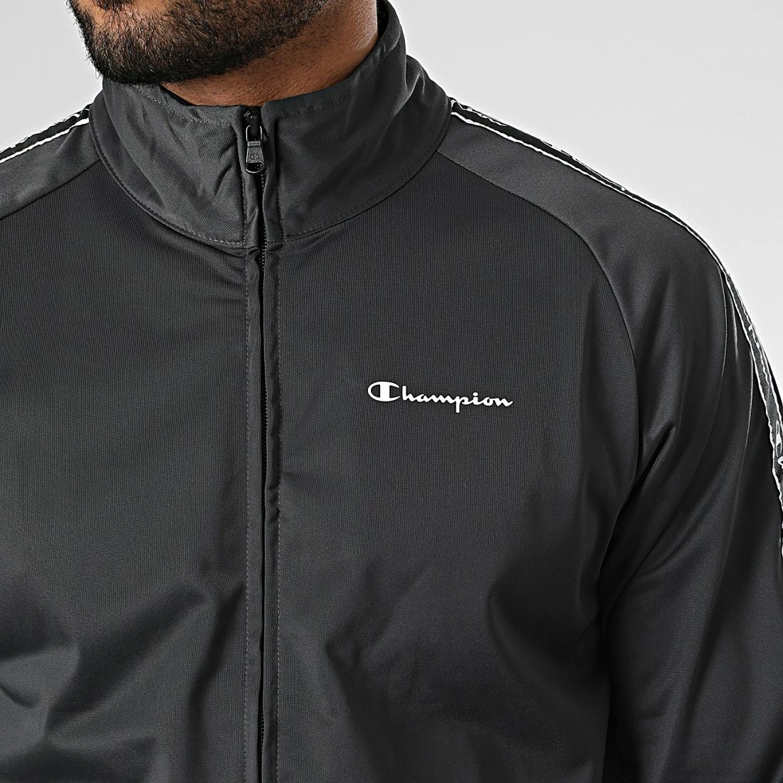 Ensemble De Survetement A Bandes 218098 Noir Gris de Champion 4 Ensemble De Survetement A Bandes 218098 Noir Gris de Champion – Image 2