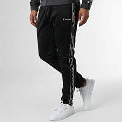 Ensemble De Survetement A Bandes 218098 Noir Gris de Champion 9 Ensemble De Survetement A Bandes 218098 Noir Gris de Champion -Champion Soldes champion 334368 218098 ES509 20220902T162629 04