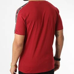 Tee Shirt A Bandes 217834 Bordeaux de Champion -Champion Soldes champion 336903 217834 RS506 20220915T151540 04